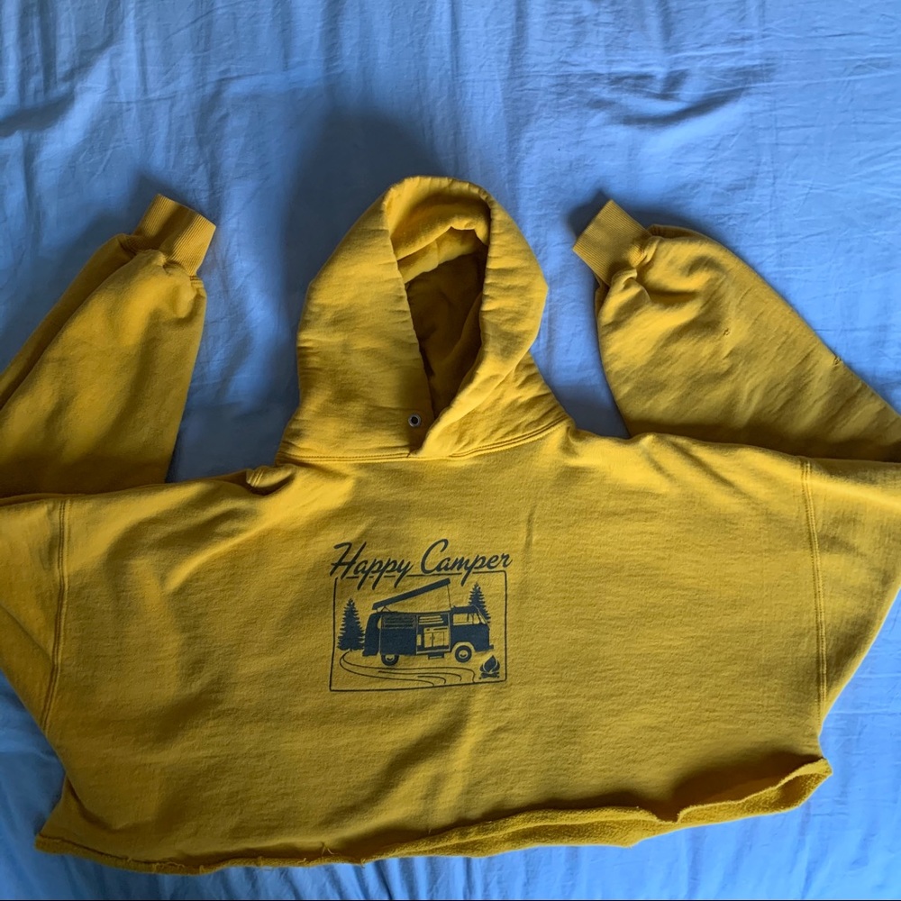 Aesthetic yellow cropped hoodie